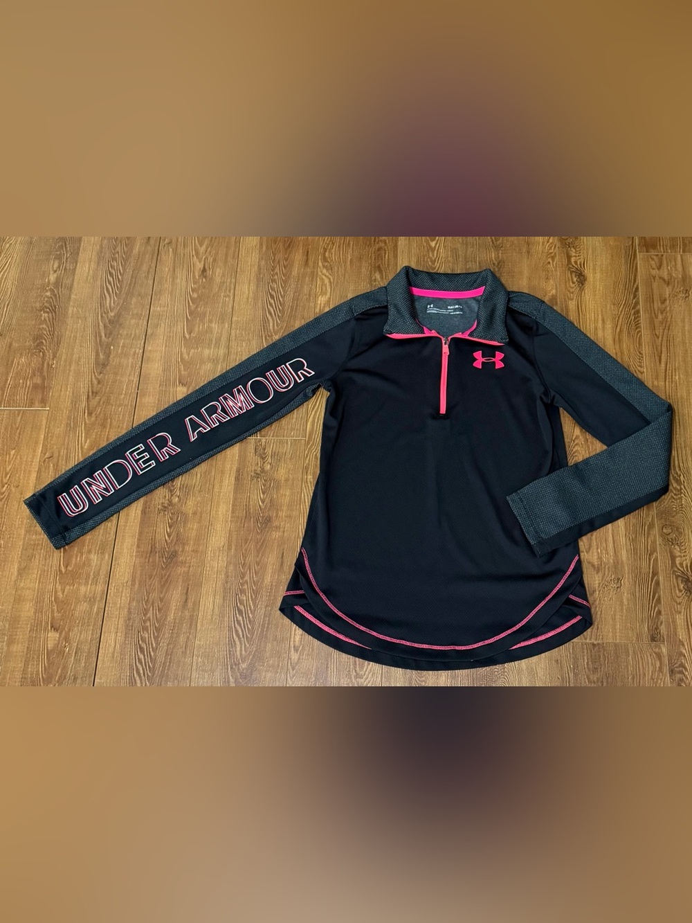 Girls Under Armour 1/2 Zip Pullover - Black/Bright Pink - Size Youth Large